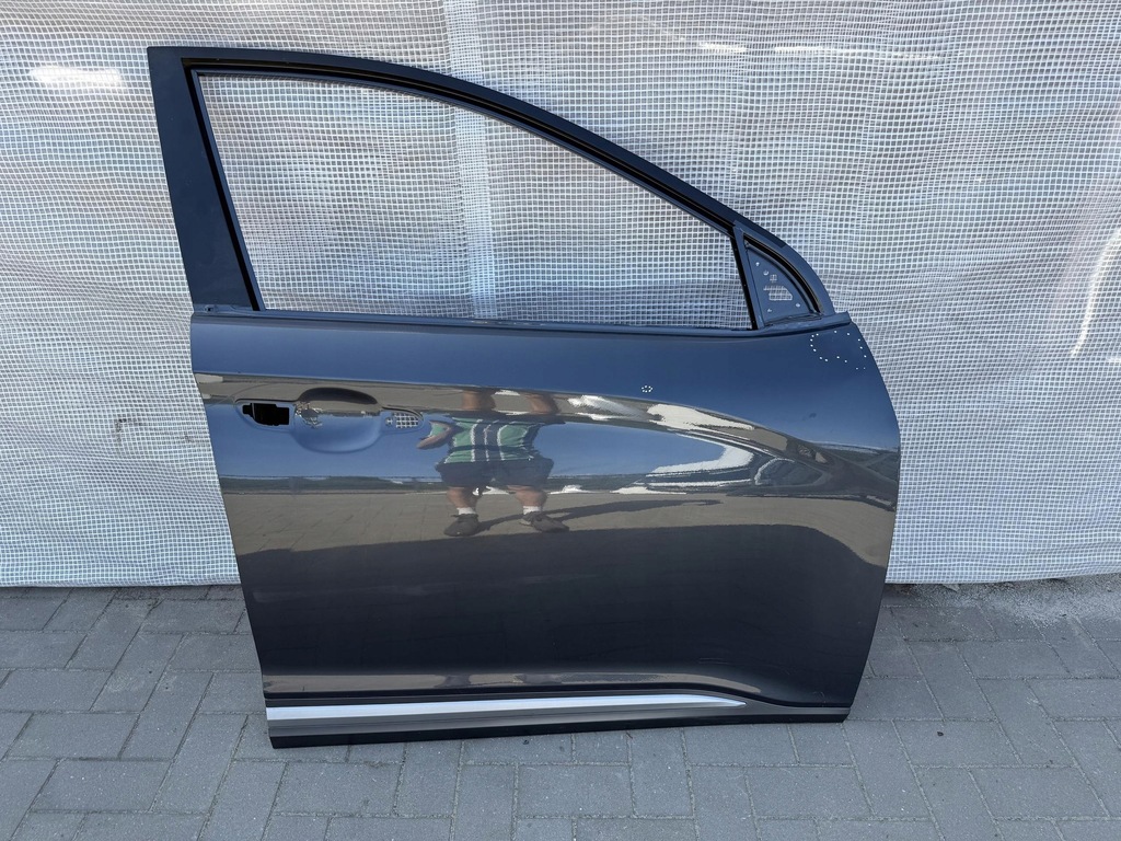 фото №1, Hyundai kona i 17- дверь передние правое