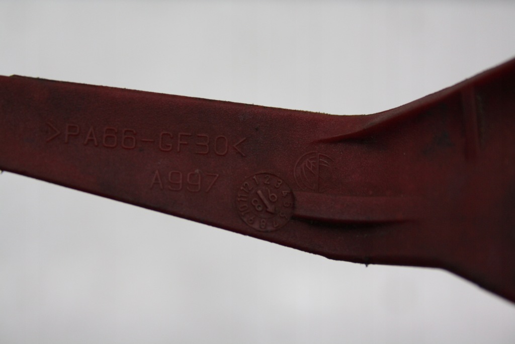 Замок засувка капот перед з датчиком alfa romeo 156 1997-2002r Ціна