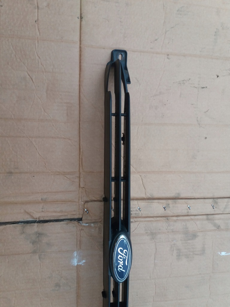 фото №3, Решётка радиатора решётка радиатора ford escort 95ab8200ab