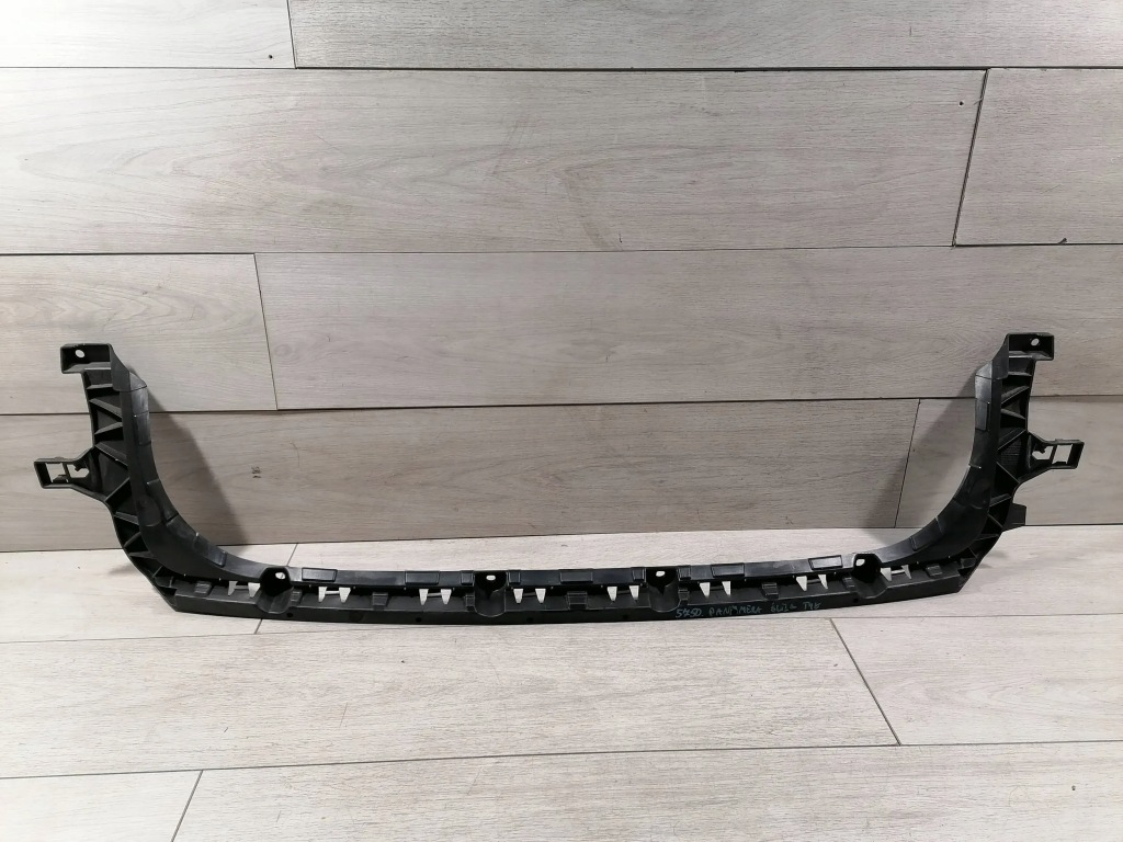 фото №8, Panamera направляющая бампер задняя 974807863