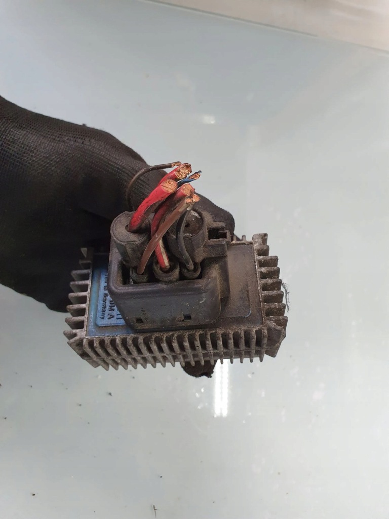 фото №3, Opel vectra c 2003 свеча накаливания