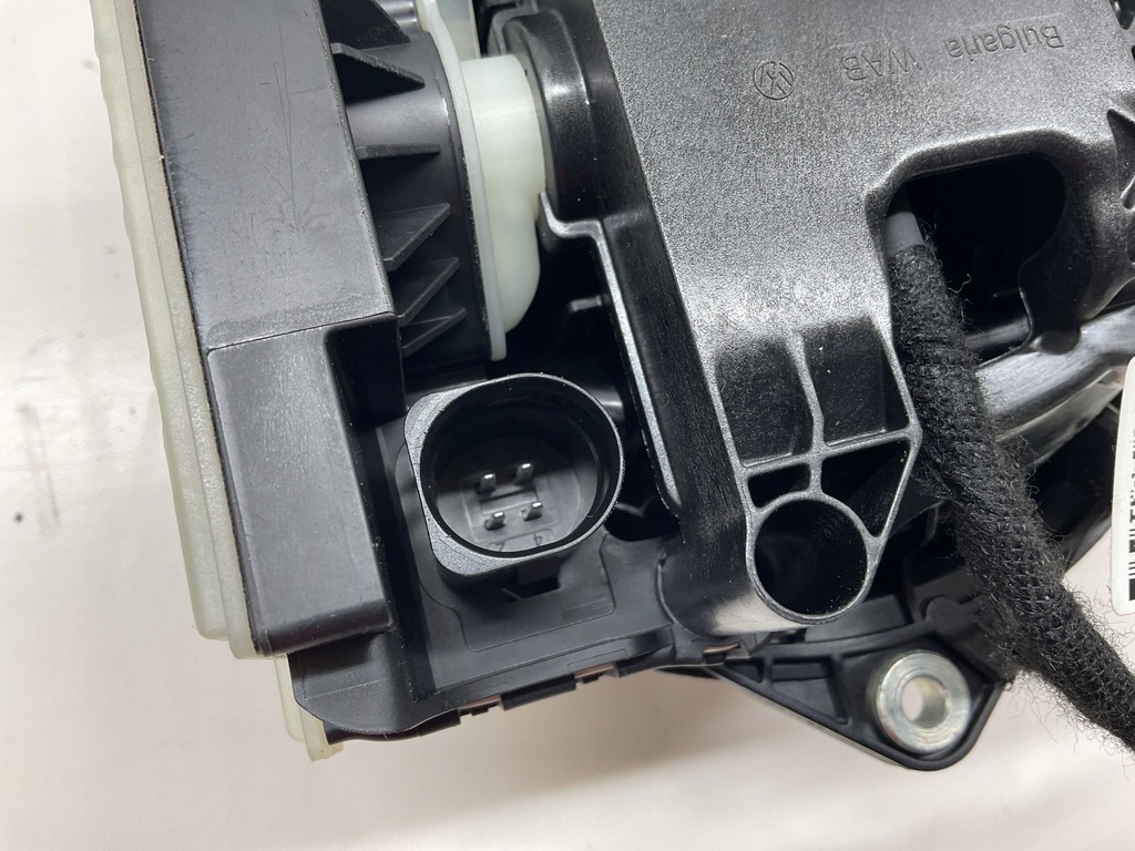 фото №7, Камера заднего вида vw golf viii 5h0827469p