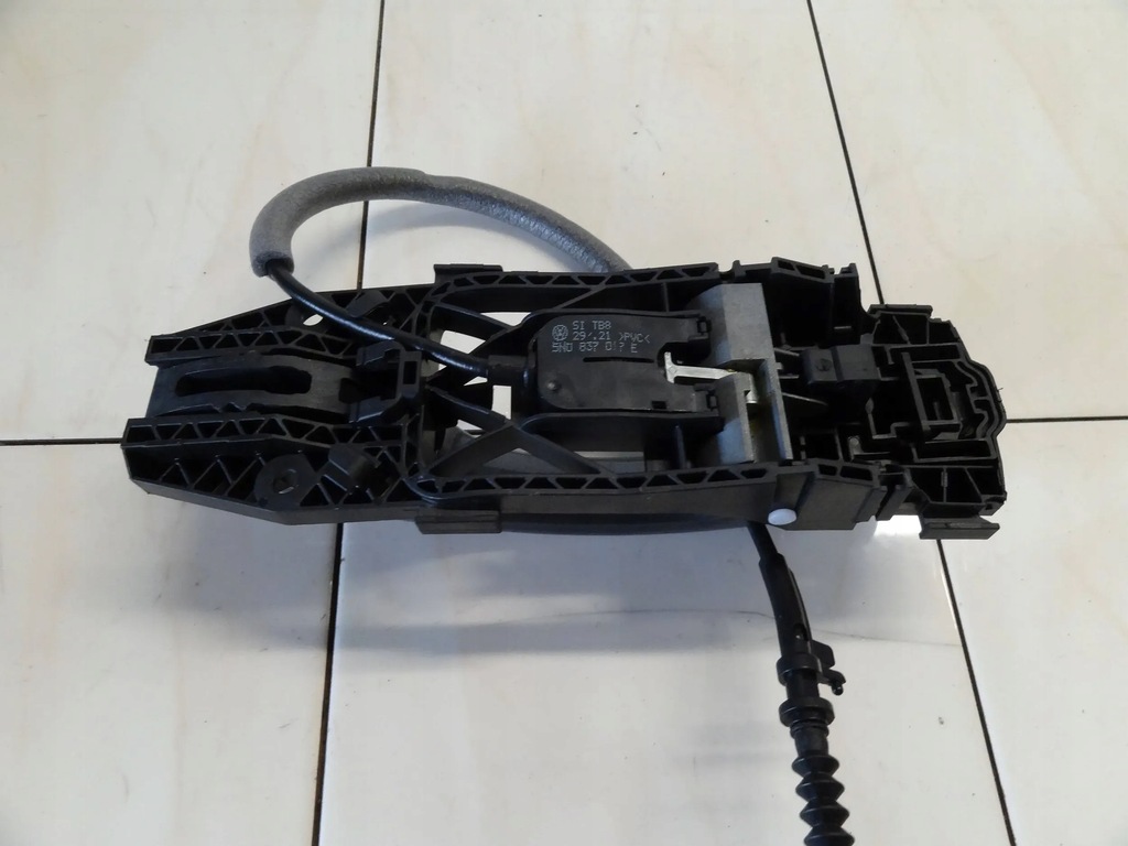 фото №2, Vw t-roc 2021 ручка наружная правый задняя grau 5n0837017e