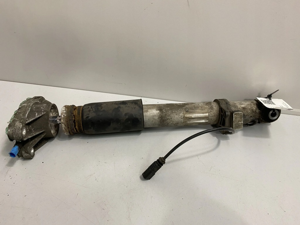 фото №1, Bmw 4 f32 f33 2014 левая сторона амортизаторы