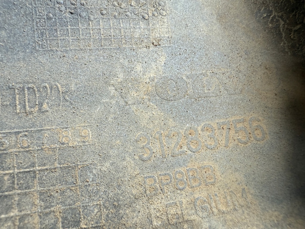 Бампер задний задняя volvo v40 ii 13r r-design 31283756 1347160 Цена