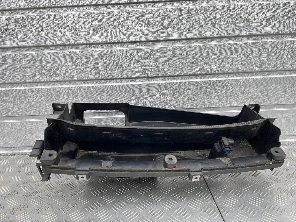 фото №1, Bmw i3 воздуховод воздуха впуск 9266839