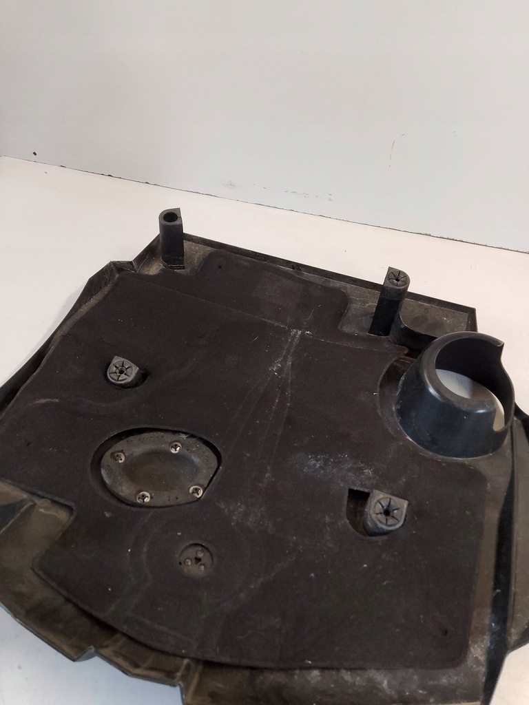 фото №9, Mercedes w176 захист верхній кришка двигуна a6510102413