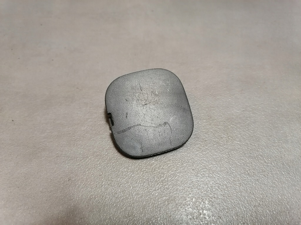 фото №1, Renault megane ii заглушка бампера задня 8200140025