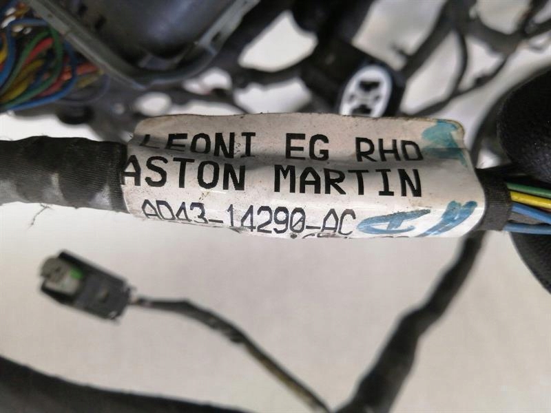 Aston martin rapide 10-14 передняя часть end clip ad43f16612ad lock carrier накладка Цена
