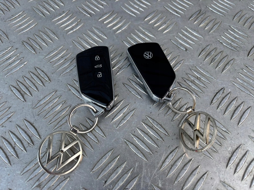 фото №1, Vw golf viii id4 ключ pilot 5h0959753ad