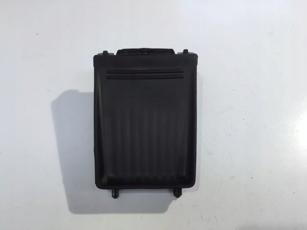 фото №1, Nissan leaf ii 2020 заглушка туннель среднего