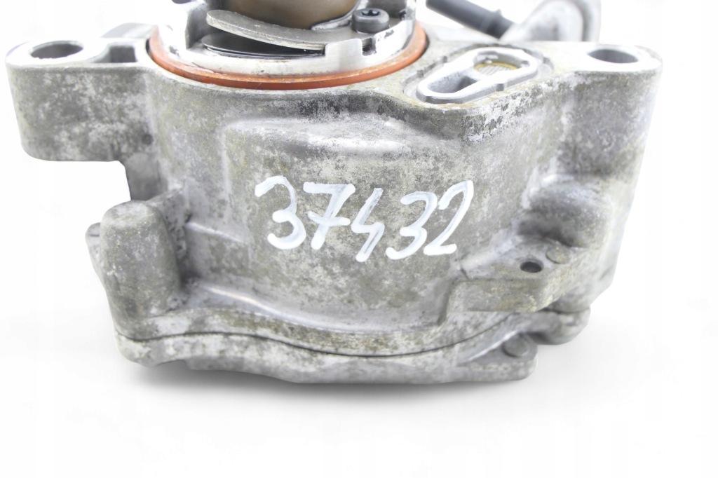 Насос вакуум peugeot 208 citroen c3 ford fiesta mk7 1.4 1.6 hdi 9684786780 Доставка