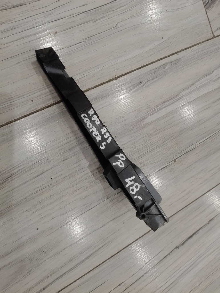 фото №4, Напрямна бампера правий перед mini r50 r53 cooper s 6800800r