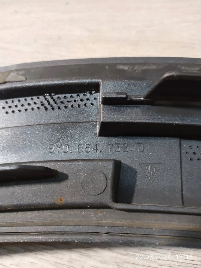 фото №9, 8990. cayenne молдинг крила правий задня 9y0854732d