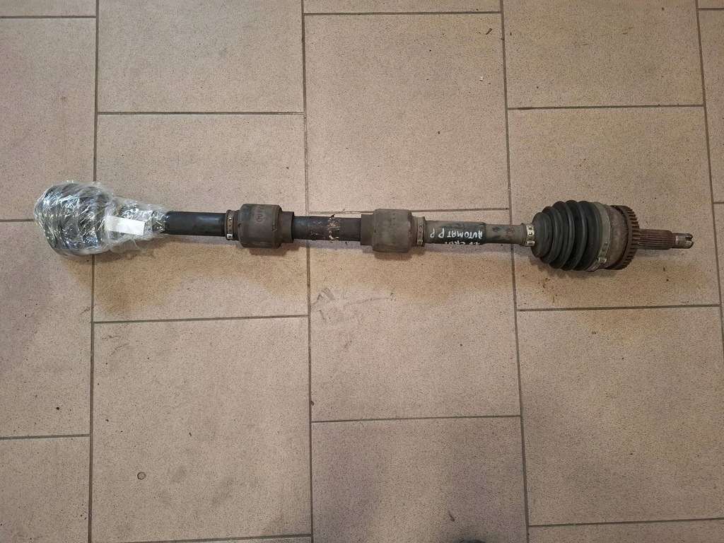 фото №1, I40 11-18 приводной вал правый перед 1.7 crdi автоматическая коробка передач