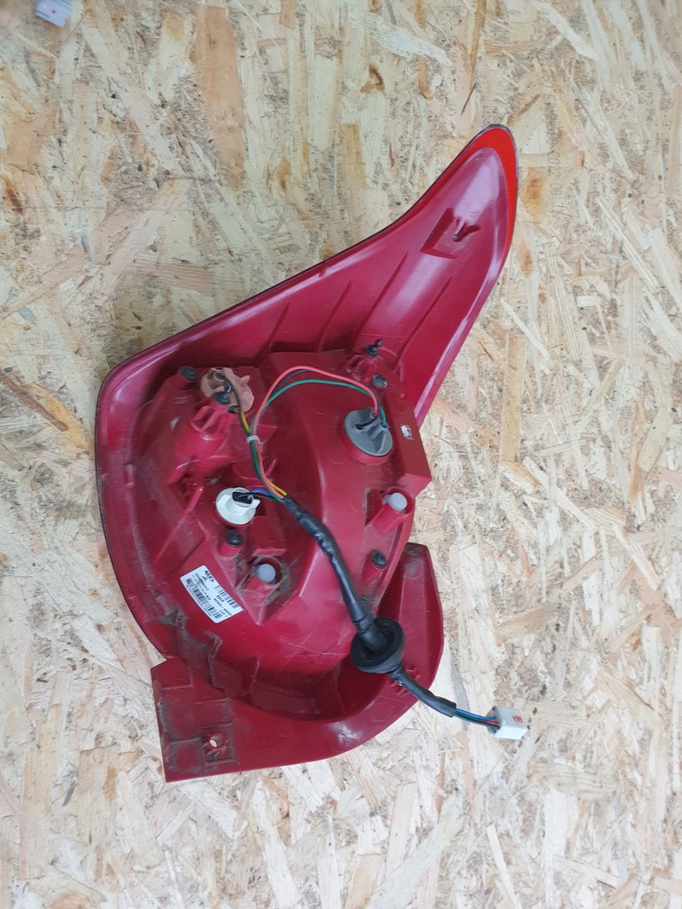 фото №7, Hyundai i10 ii лампа правый задняя 92402-b9000 eu