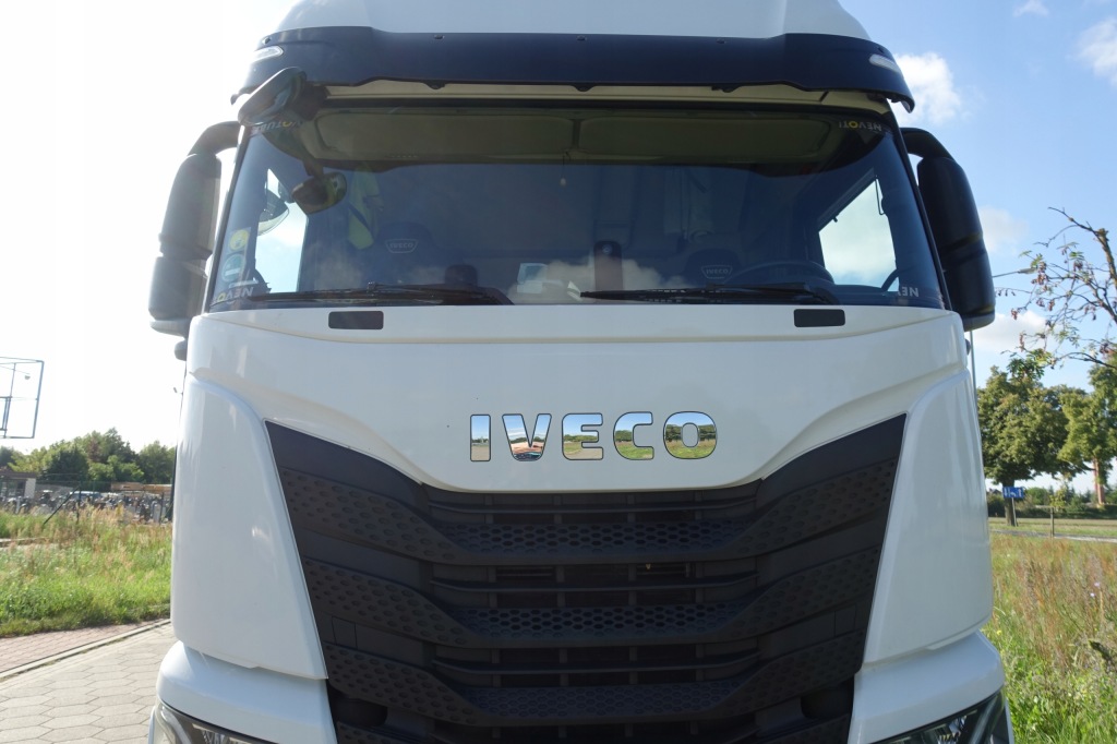 Купить Стекло передняя iveco s-way as 2500mm камера датчик