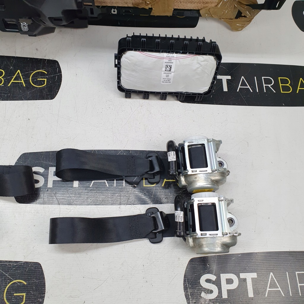 Austral панель приладів панель  подушки безпеки ремені подушка безпеки head up Київ