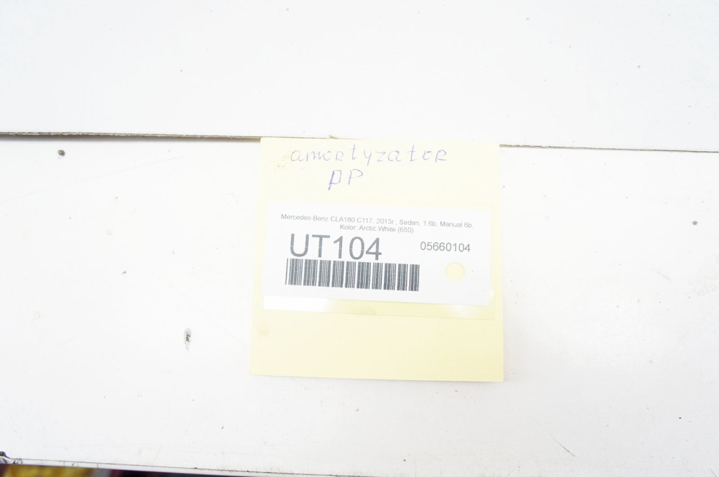 Ut104 mercedes cla c117 w117 1.6i амортизатор правый перед a1173207613 с Разборки