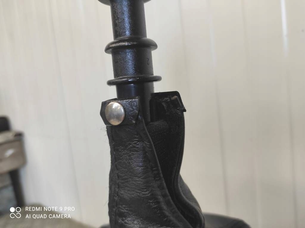 Домкрат перемикання передач + троси alfa romeo mito 1.4 1.6 553448460 Зі Шроту