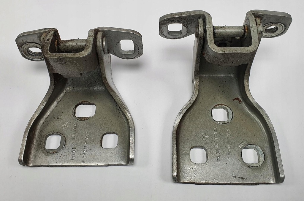 фото №1, Петля петли дверь правое chrysler sebring i пара