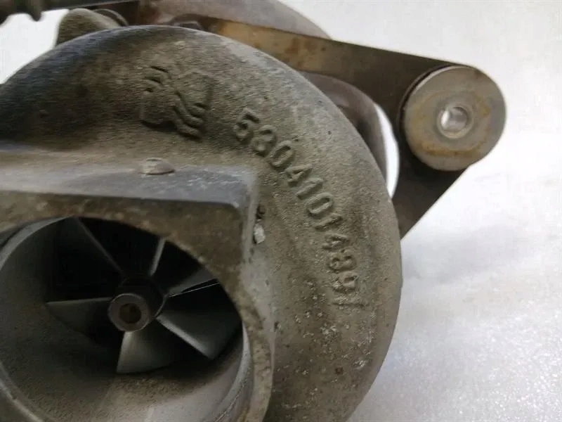 фото №5, Porsche 911 991 turbo зарядний пристрій 9a112301577 cyl 1-3 турбонагнітач turbo s