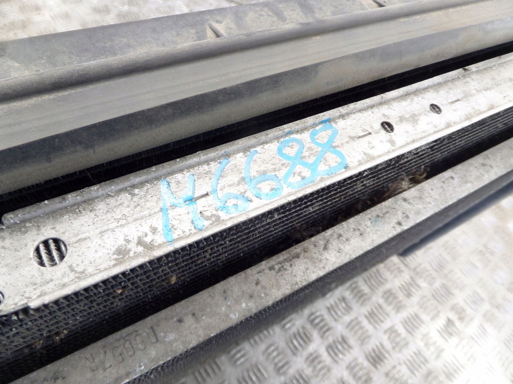 фото №6, Комплект радиатор vw caddy iv 1,6 2,0d 5k0121251q 1k0820411ah