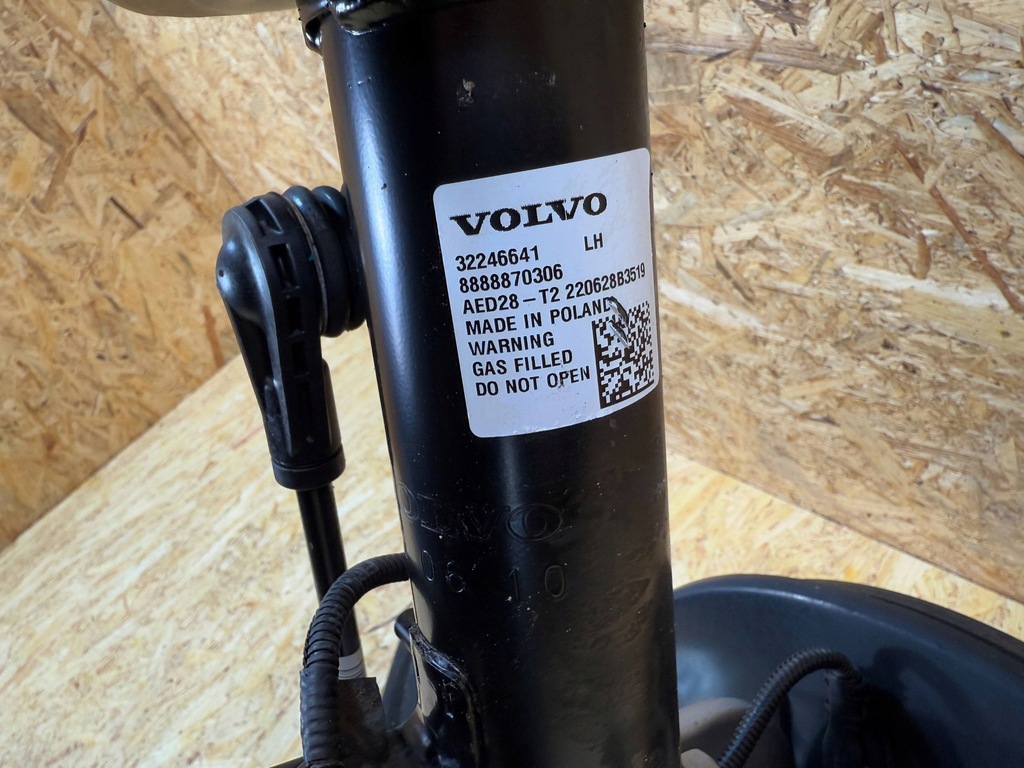 фото №16, Подвеска амортизатор рычаг поворотный кулак левый перед volvo xc40 ii 2017-