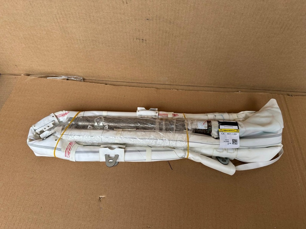 фото №1, Шторка безопасности левая volvo xc90 ii orginał не ремонтировалась