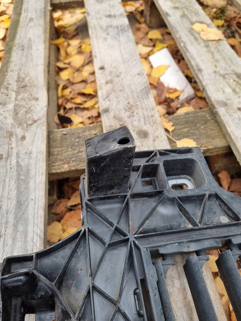 фото №5, Audi e tron впуск повітря жалюзі повітропровід