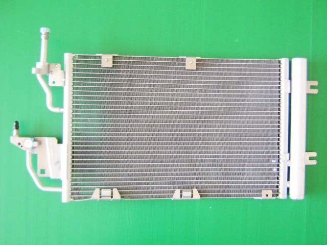 фото №1, Радіатор кондиціонера opel zafira 1.9 cdti 05-11