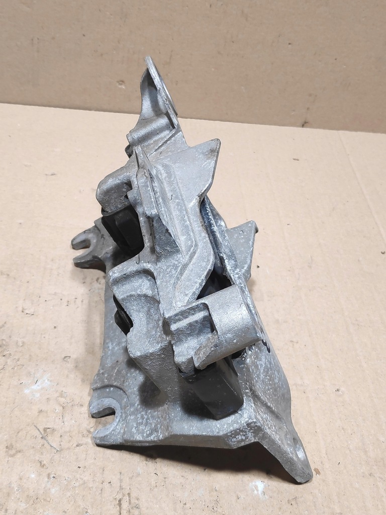 фото №6, Кронштейн подушка двигателя кронштейн 1.4tce renault megane iii 112200014r