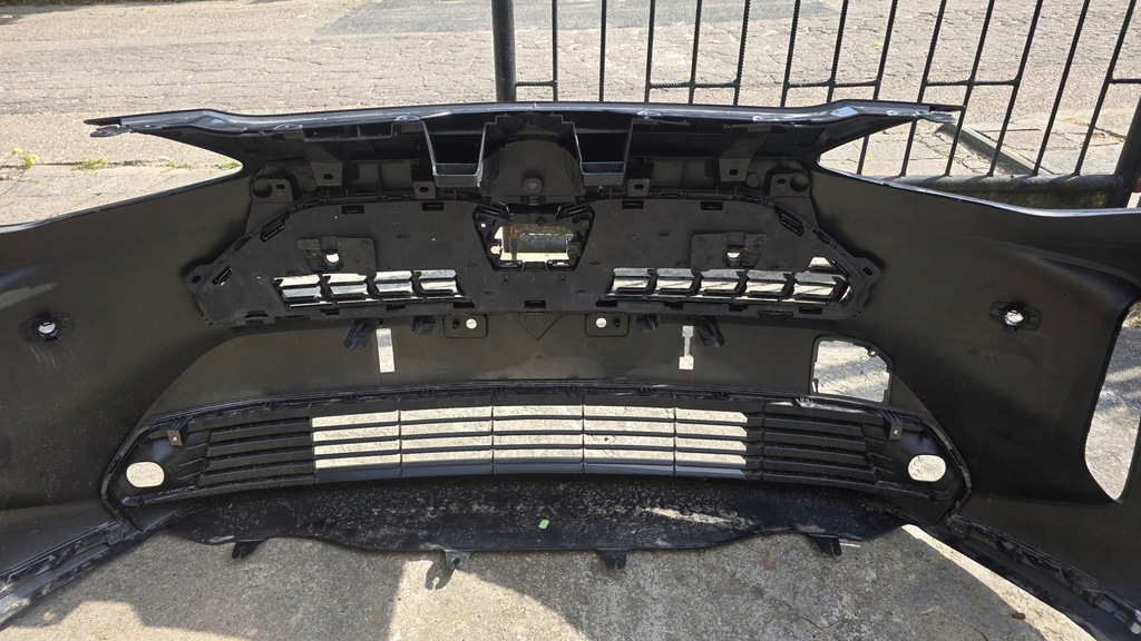 фото №11, Toyota yaris cross 20- бампер перед решётка радиатора хром pdc оригинал неклеенный