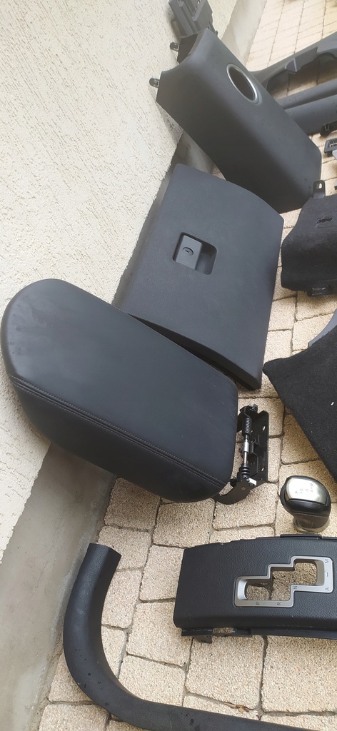 фото №12, Пластики элементы салона nissan gtr r35