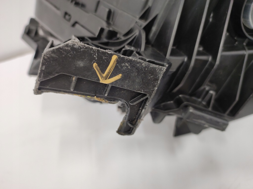 фото №12, Лампа перед передняя правая opel mokka b ii 9834007980 europa