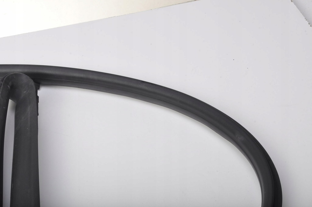 фото №6, Maserati ghibli iii прокладка дверь правый перед