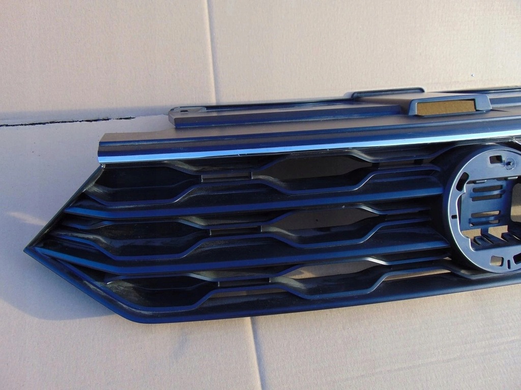 фото №3, Решітка радіатора решітка радіатора vw t-roc 2ga853651 оригінал