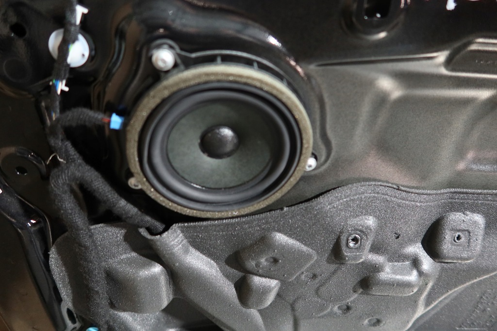 фото №10, Дверь правый перед bmw 2 active tourer цвет 668