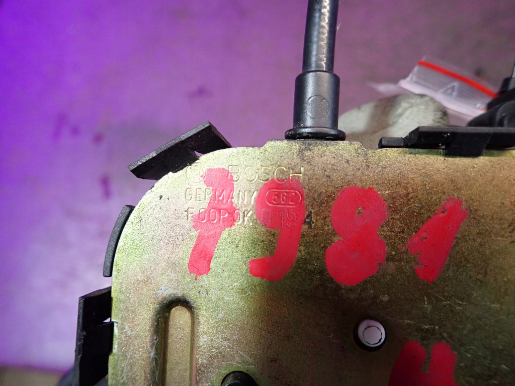 фото №5, Ford mondeo iii mk3 hb 5d 00-03 замок крышки багажника 4 pin 1s7af43102-ae