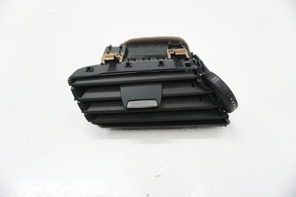 фото №1, Bmw 2 f46 решётка обдув левый перед