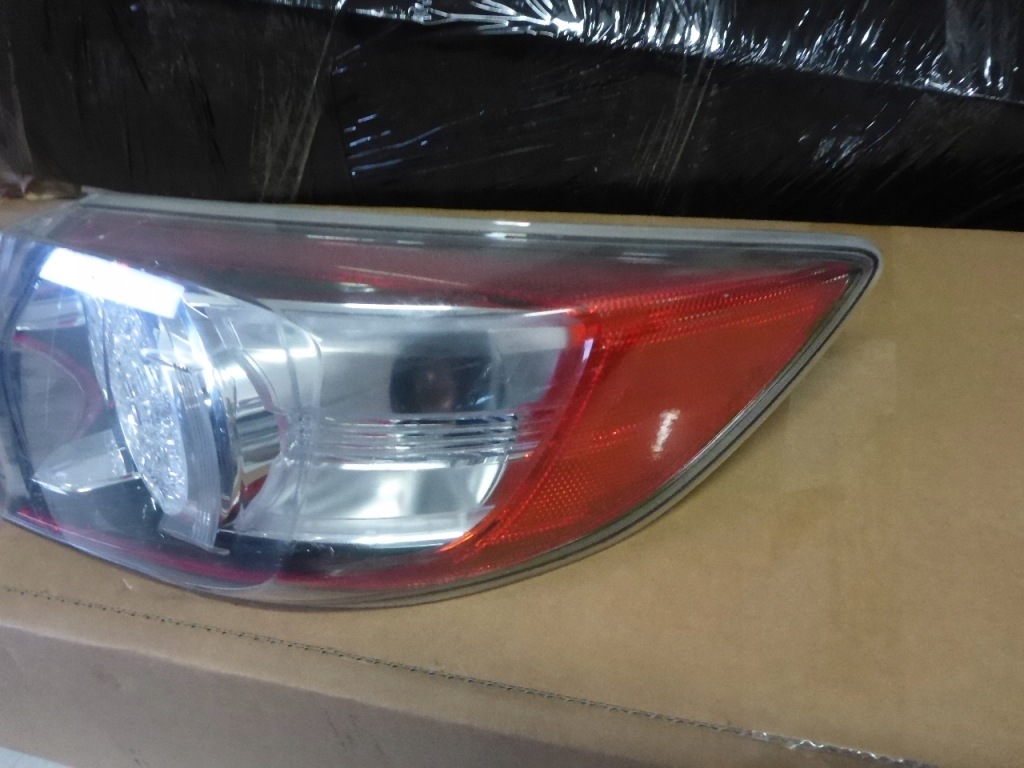 Mazda 3 3 hb led 09-13 правий фара задні оригінал Ціна