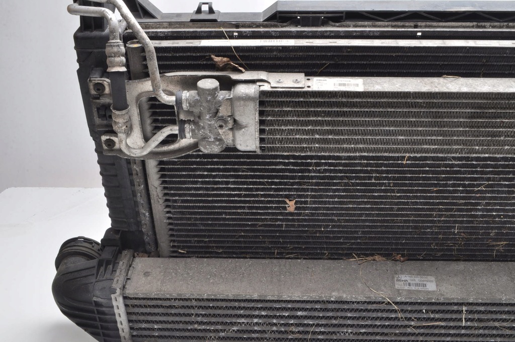 фото №13, Mercedes klasa b w245 радіатор комплект a1695003004 a1695000200 a1695000000