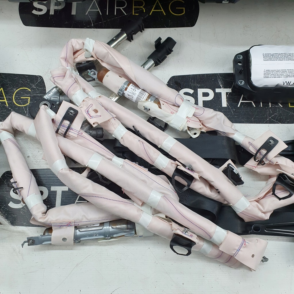 фото №8, Vw id3 id.3 приборная панель консоль подушки безопасности ремни шторки безопасности подушка безопасности stare возврат