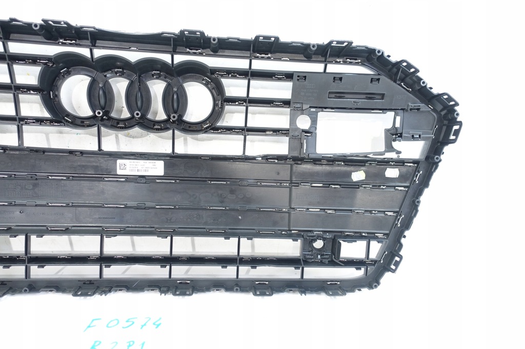 фото №11, Audi a6 c8 s-line решётка радиатора решётка радиатора бампер перед 4k0853651c