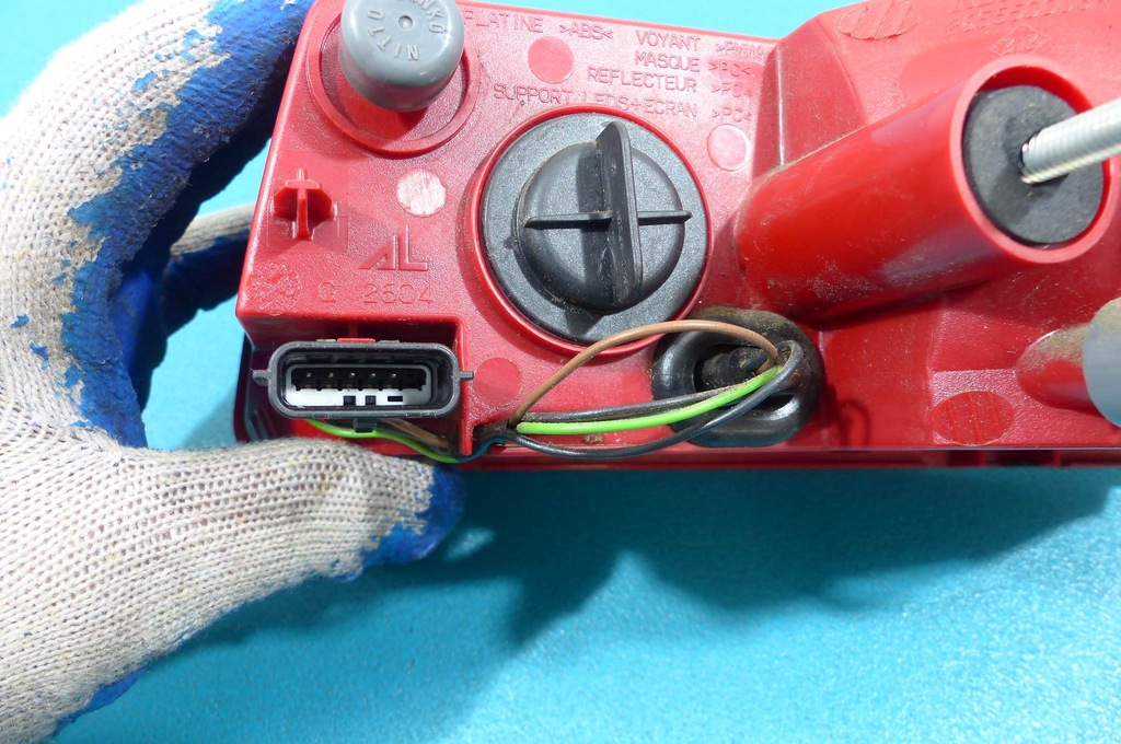 фото №4, Лампа задня ліва кришки renault laguna iii coupe