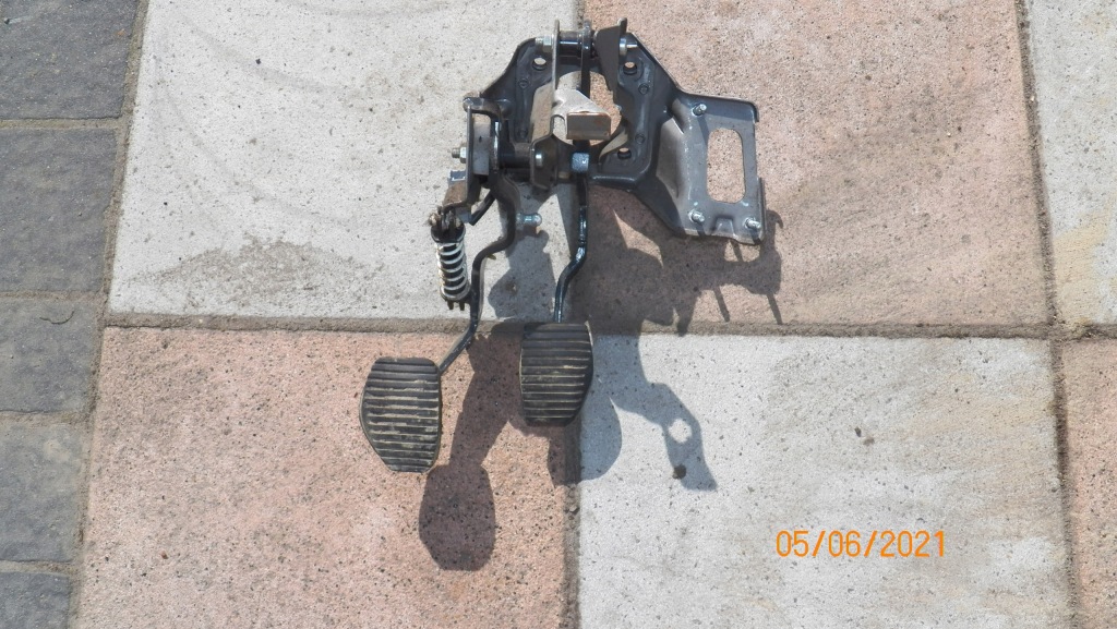 фото №1, Педали citroen berlingo iii 1.6 hdi 0943211408