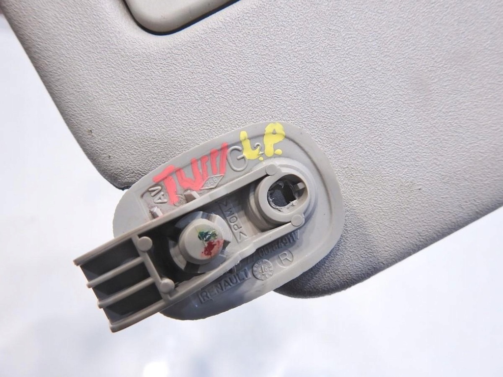 фото №2, Козырёк защита левая renault twingo ii 7700849117
