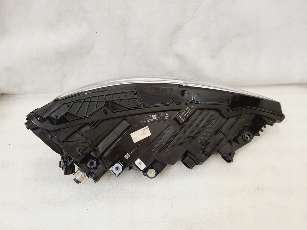 фото №12, Audi q8 sq8 лампа matrix 4m8941035 4m8941036