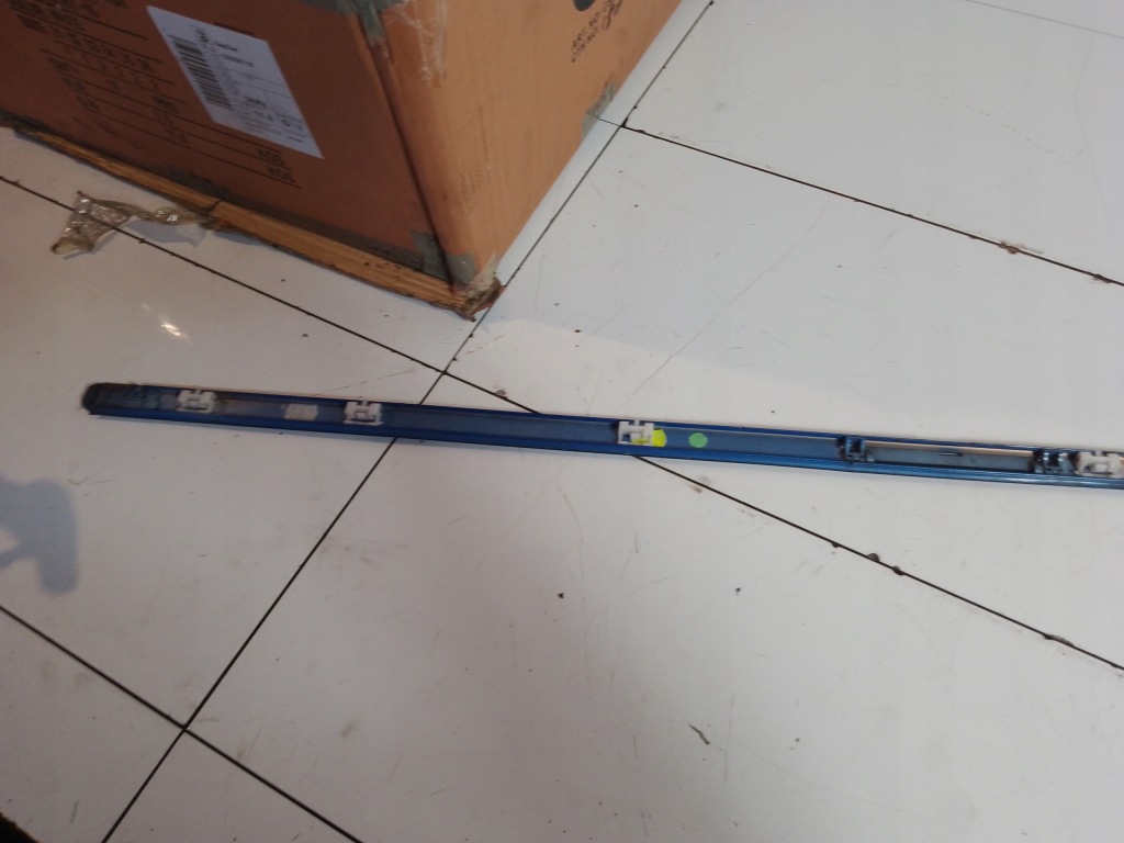 Bmw f20 накладки кровельные b45 левая с Разборки