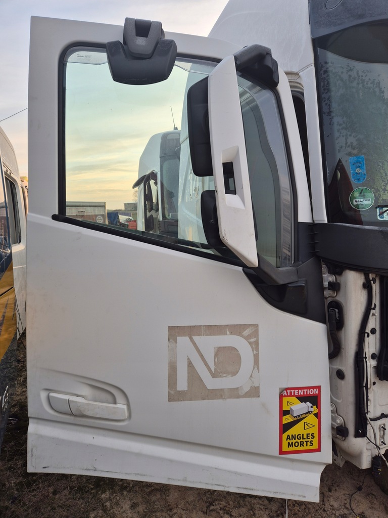 фото №1, Двері повний праве volvo fh 4 1110